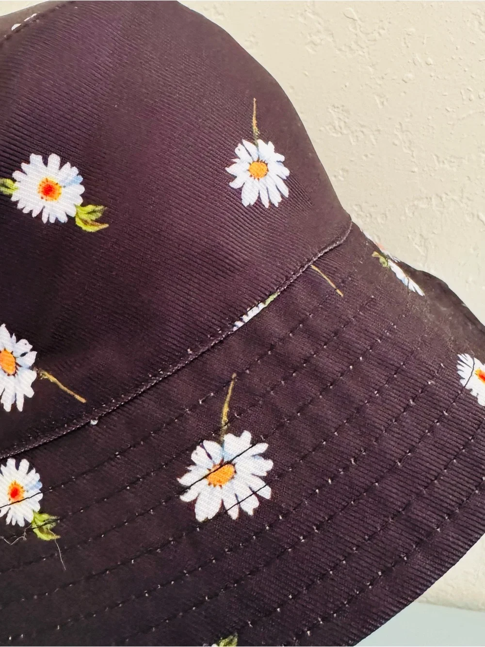 NWTAlice + Olivia Daisy Floral Bucket Hat